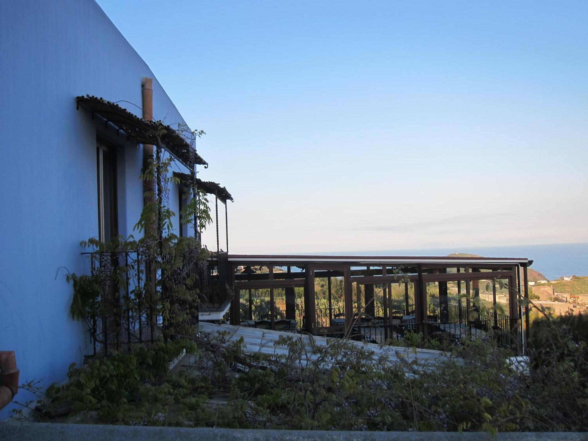 Agriturismo U Zu Peppino 利帕里 外观 照片